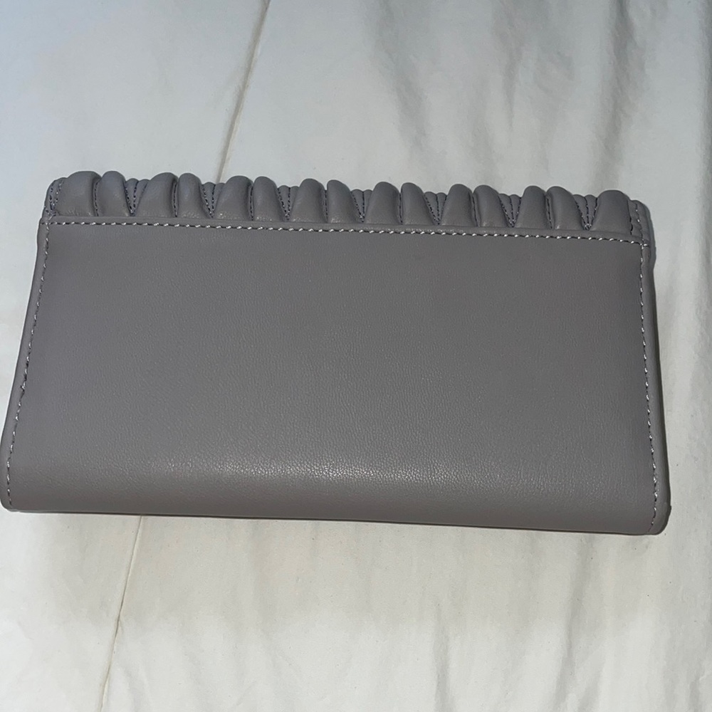 Max Studio Wallet - Picture 2 of 5
